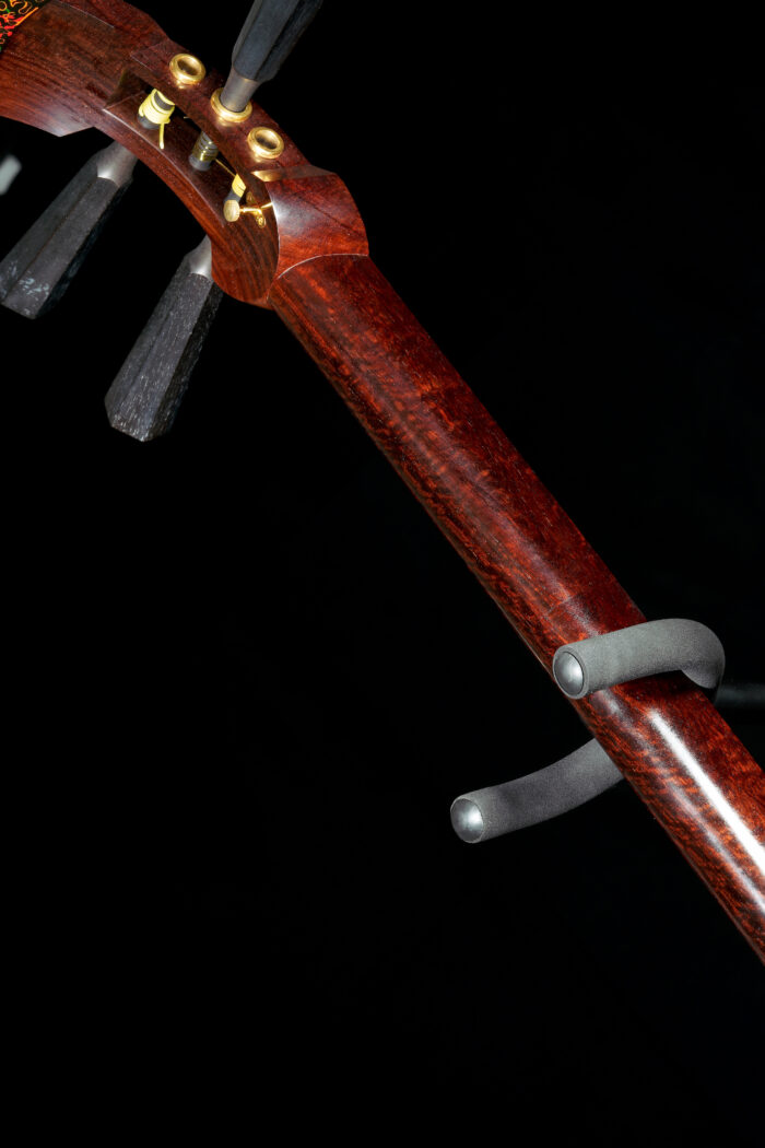 Handmade Tsugaru Shamisen (Kinbozo, Ayasugi, Highest-Grade Tochi Kouki) - Image 5