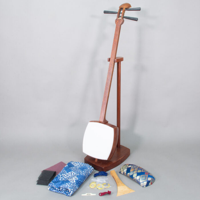 SH-0273 Jiuta Shamisen - Ikuta Style (Karin wood - complete set)