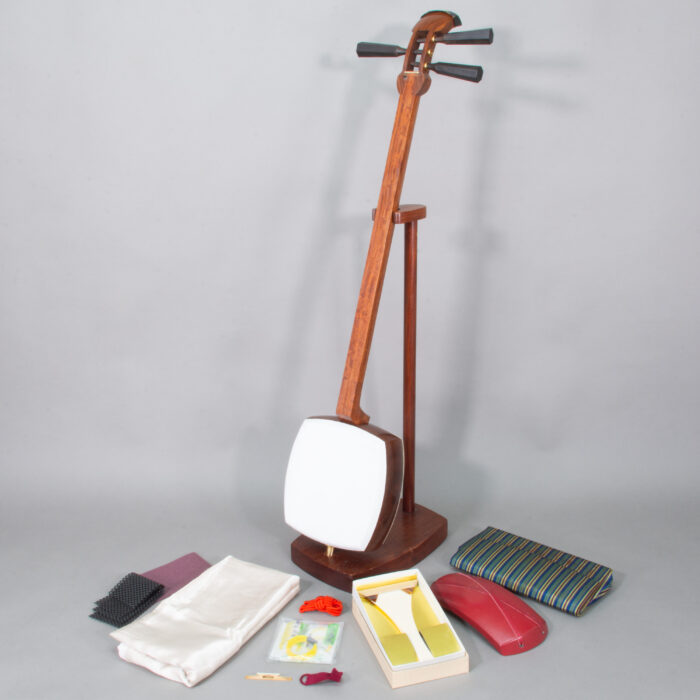 SH-0259 Tsugaru Shamisen (Karin wood - complete set)