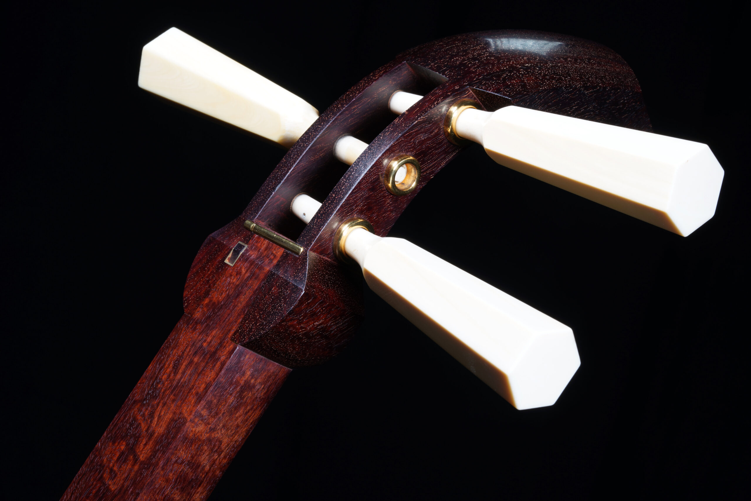 MK-001 Almost-New Kouki Tsugaru Shamisen with Zouge Itomaki (Ships from California) - Image 16