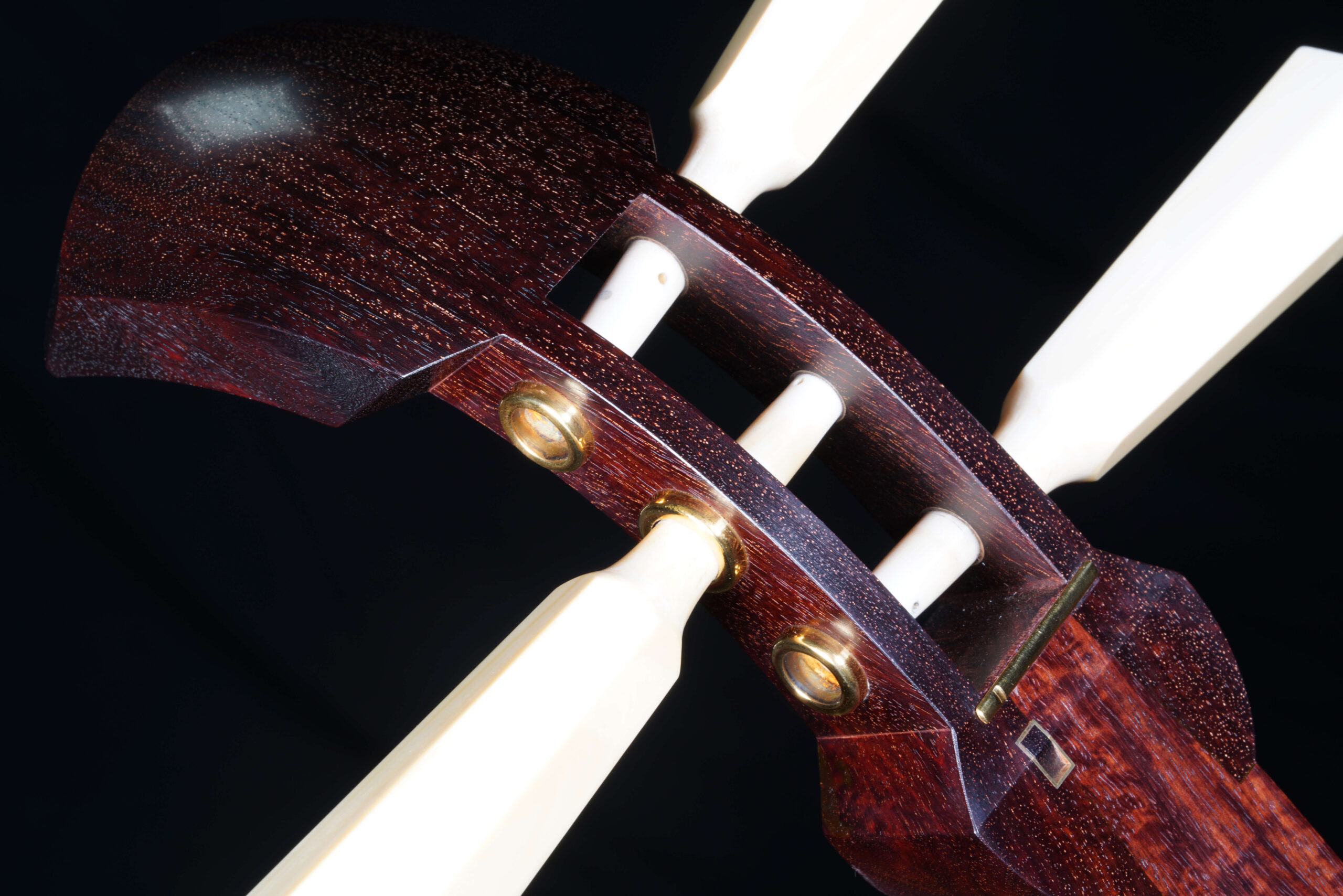 MK-001 Almost-New Kouki Tsugaru Shamisen with Zouge Itomaki (Ships from California) - Image 12