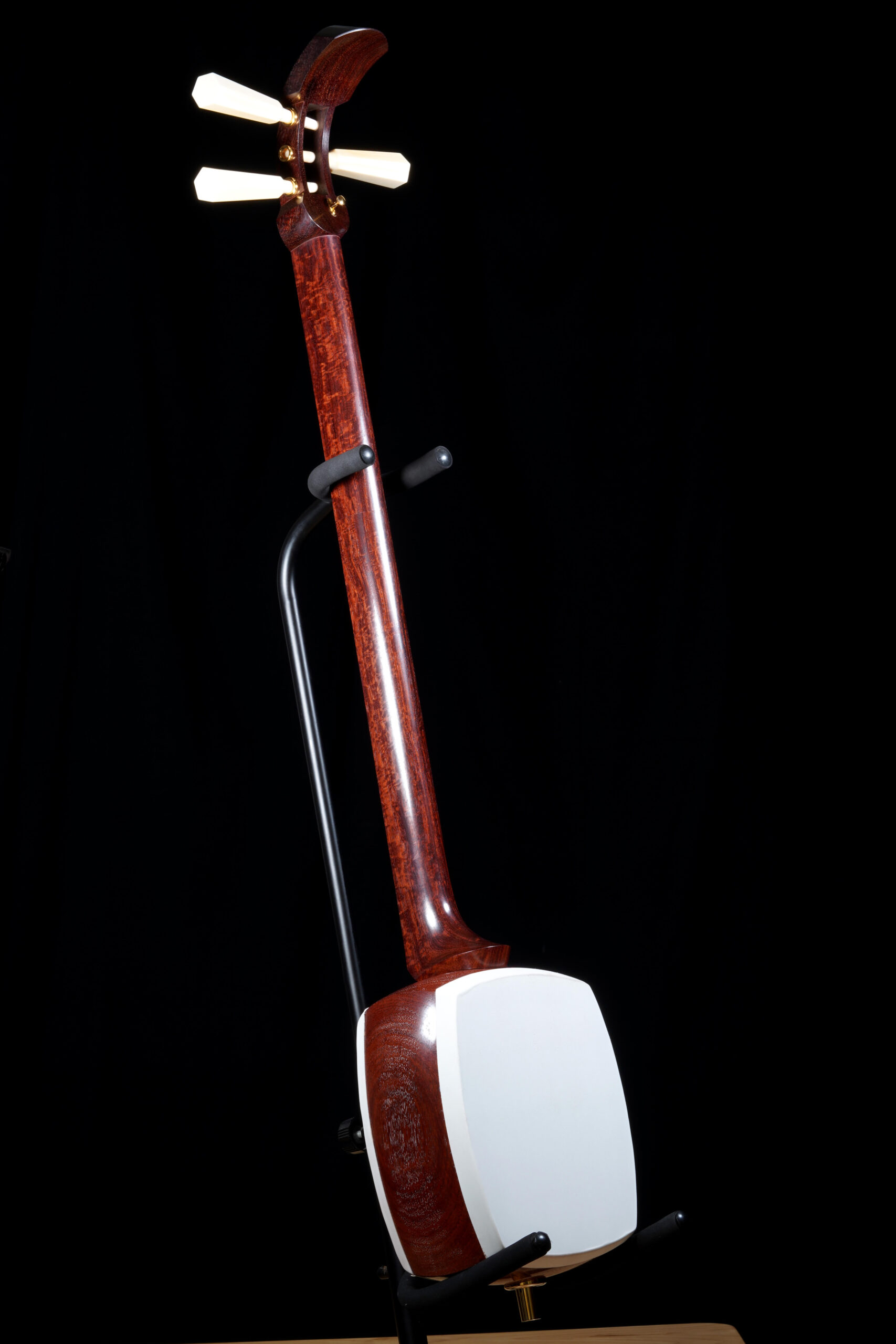 MK-001 Almost-New Kouki Tsugaru Shamisen with Zouge Itomaki (Ships from California) - Image 8